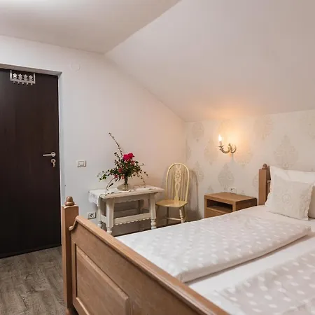 Pensjonat Casa Tirol Blaj