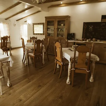 Pensjonat Casa Tirol *