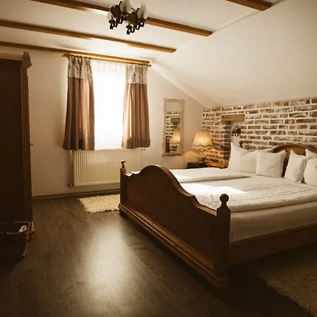 Pensjonat Casa Tirol *